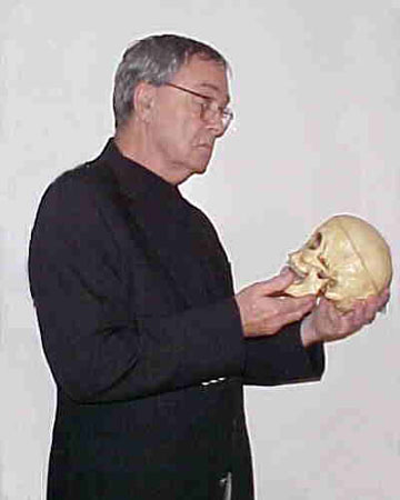 holding-skull-present-day-3