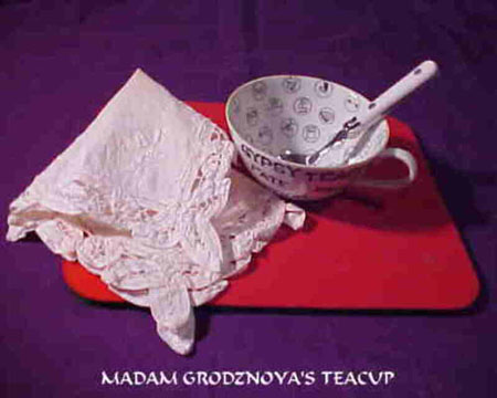MADAM-GRODZNOYAS-TEACUP